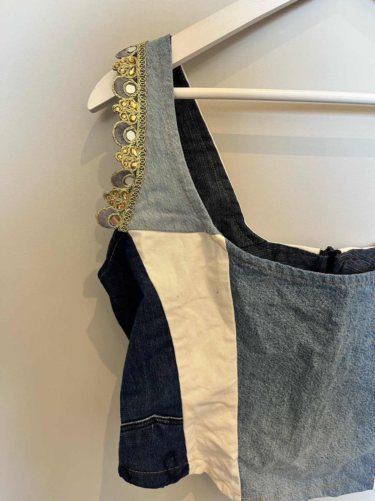 Clover with sparkle trims | Size 12