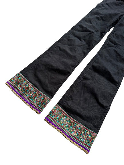 Anika Trims - W24 L35